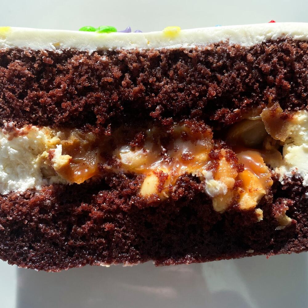 Бенто яркий красный