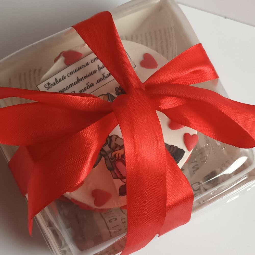 Бентоторт с печатью и надписью на 14 февраля