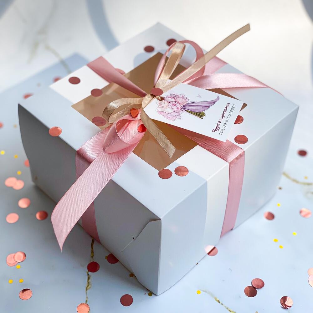 Большой бенто-торт маме в подарок с топпером 500 гр