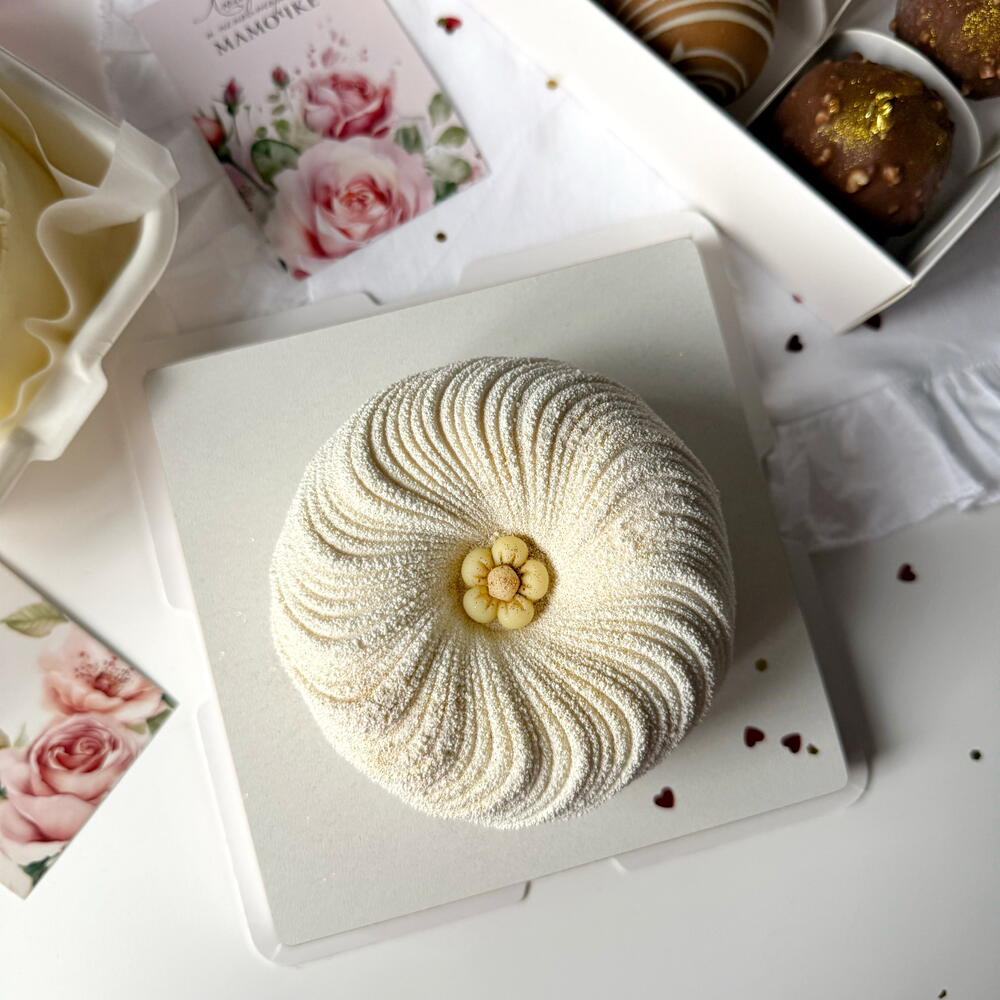 Муссовый бенто-торт «Клубочек» | В подарок | Для мамы | На 8 марта