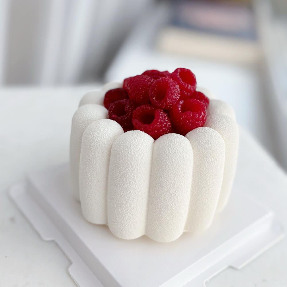 Муссовый Бенто торт в подарок