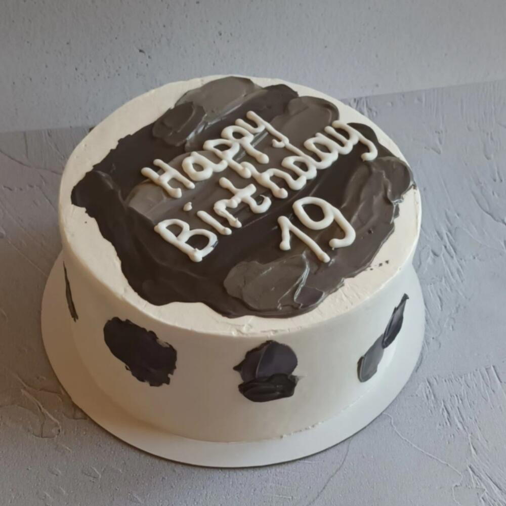 Торт 1кг с надписью