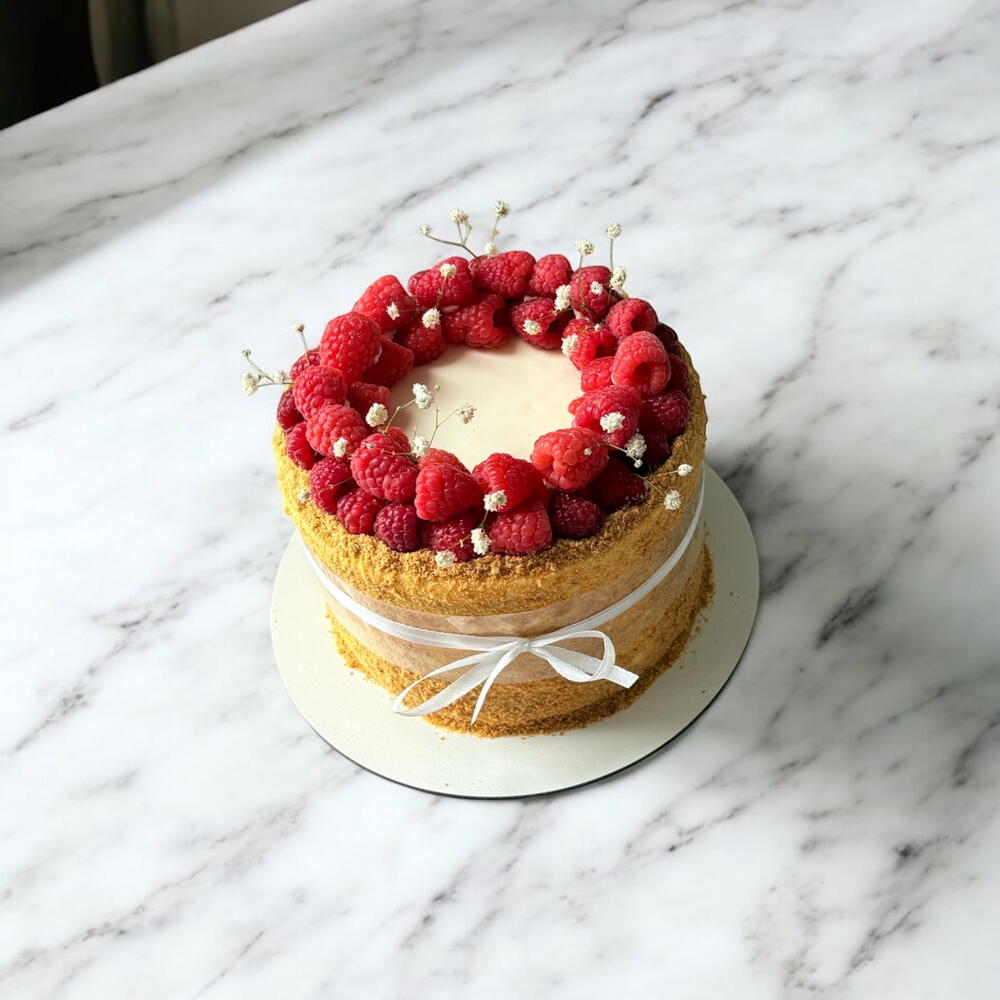 Торт Бенто-Махi с малиной