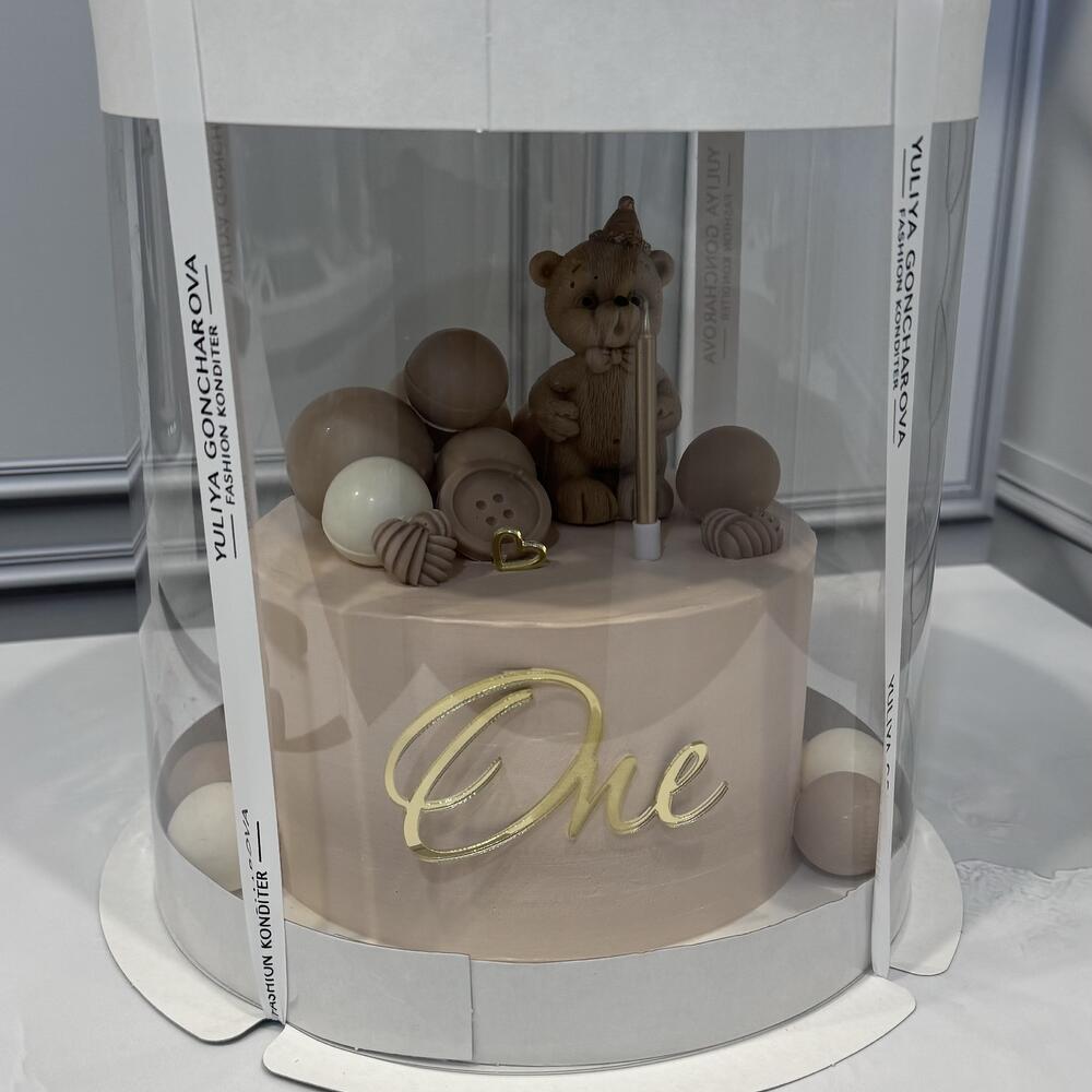 Торт Биг Макси на 1 год Мишка задувает свечу