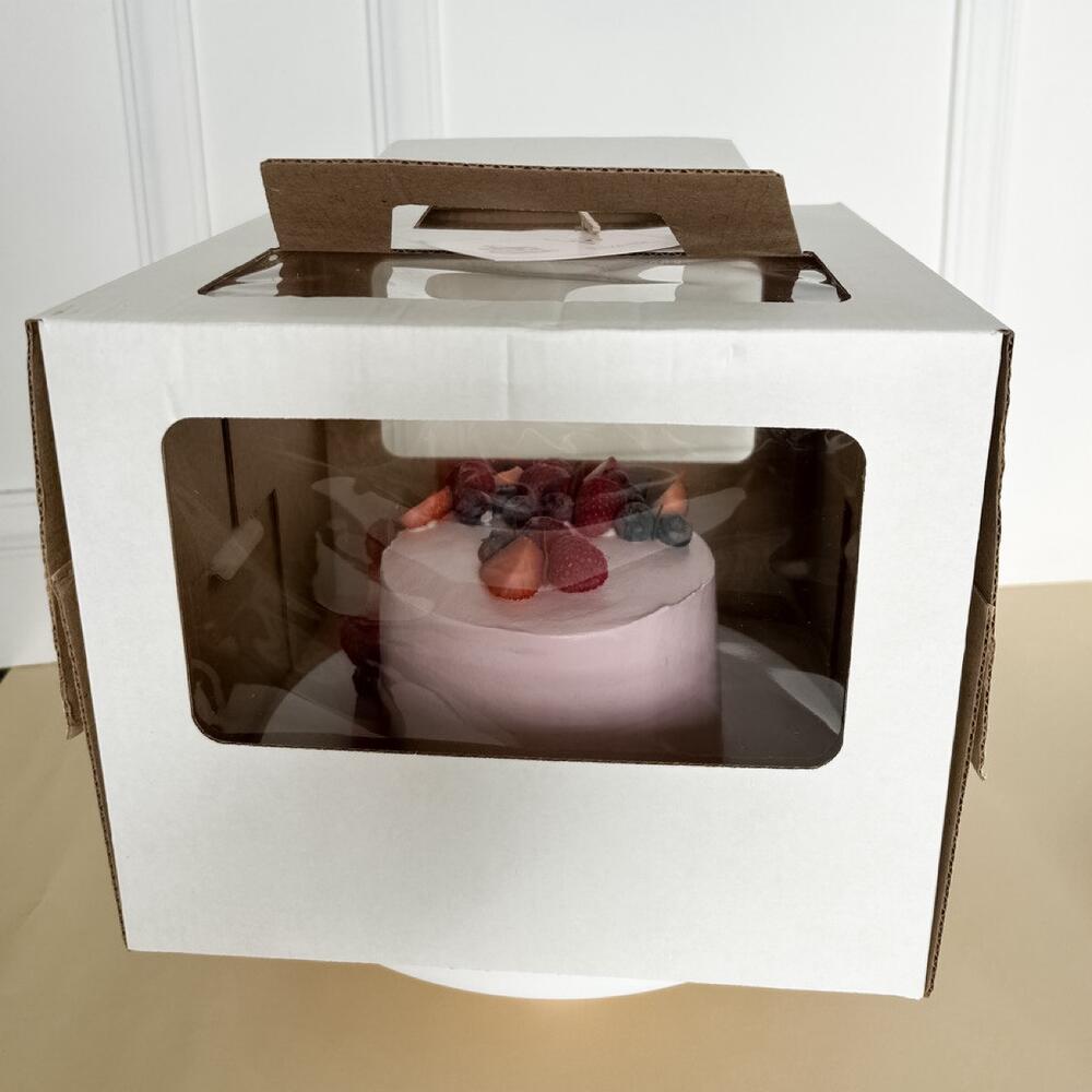 Торт на день рождения happy birthday