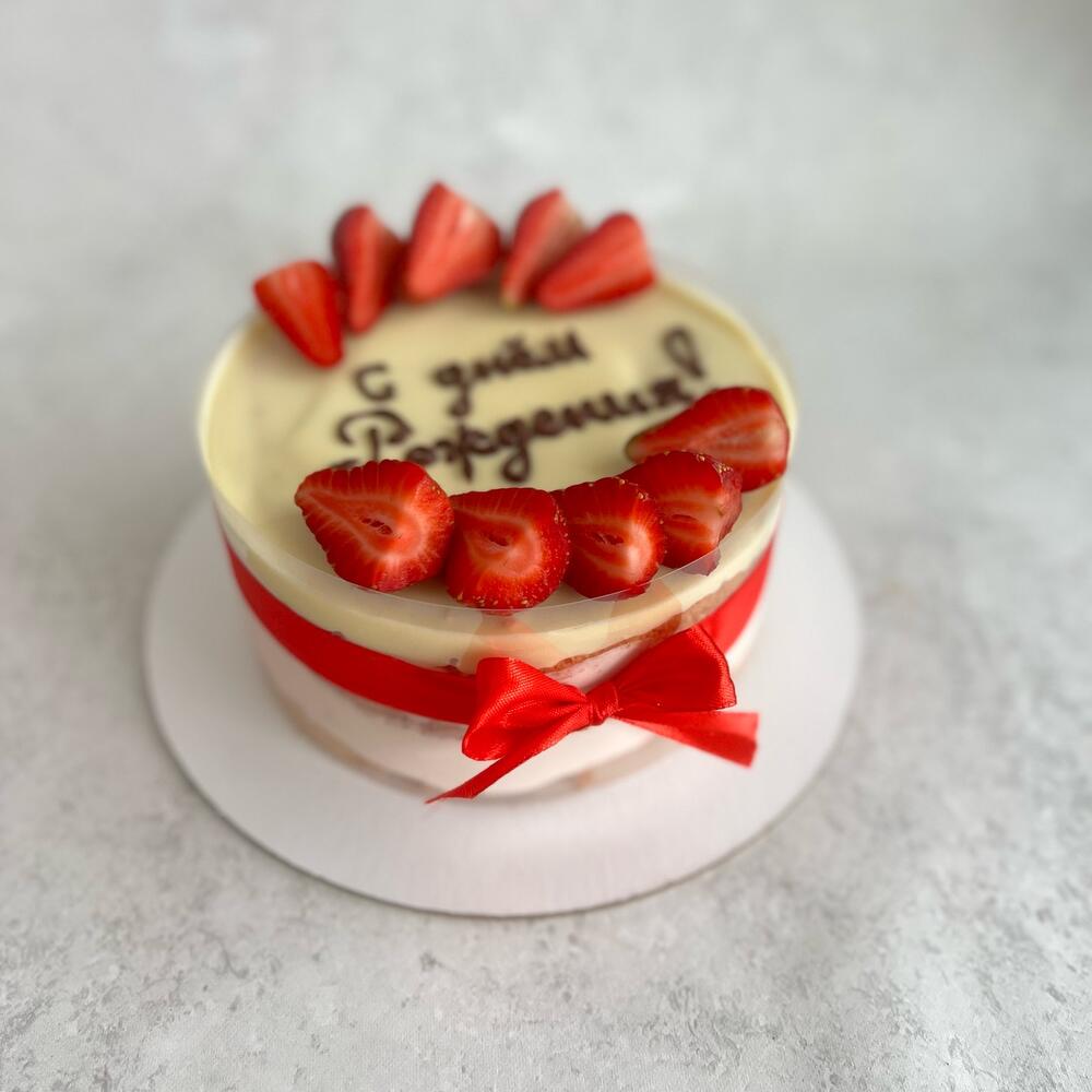 Торт Ягодный пломбир на день рождения